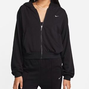 Nike sportswear chill terry